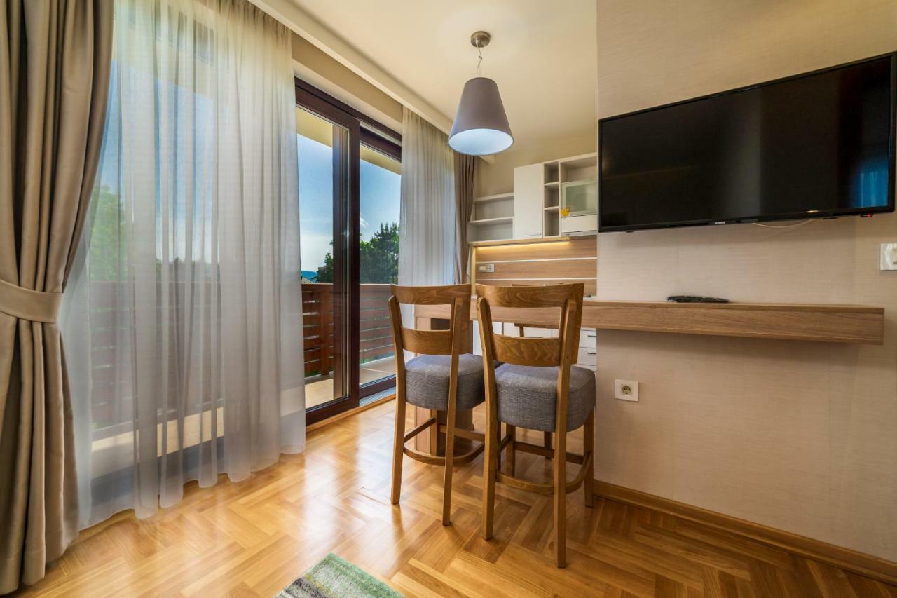 Vila Valentina Zlatibor Luaran gambar