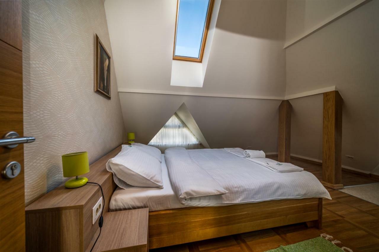 Vila Valentina Zlatibor Luaran gambar